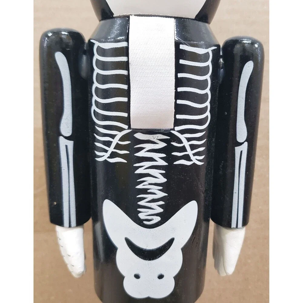 Wooden Nutcracker, 14
